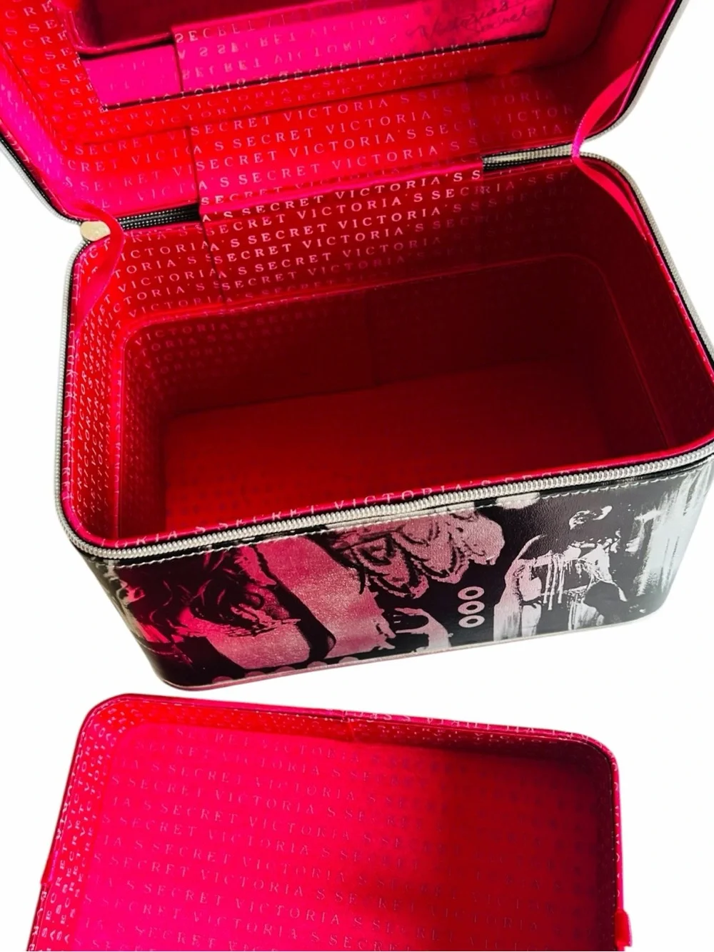 Victoria Secret Supermodel Cosmetic Hard Case with Top Handle